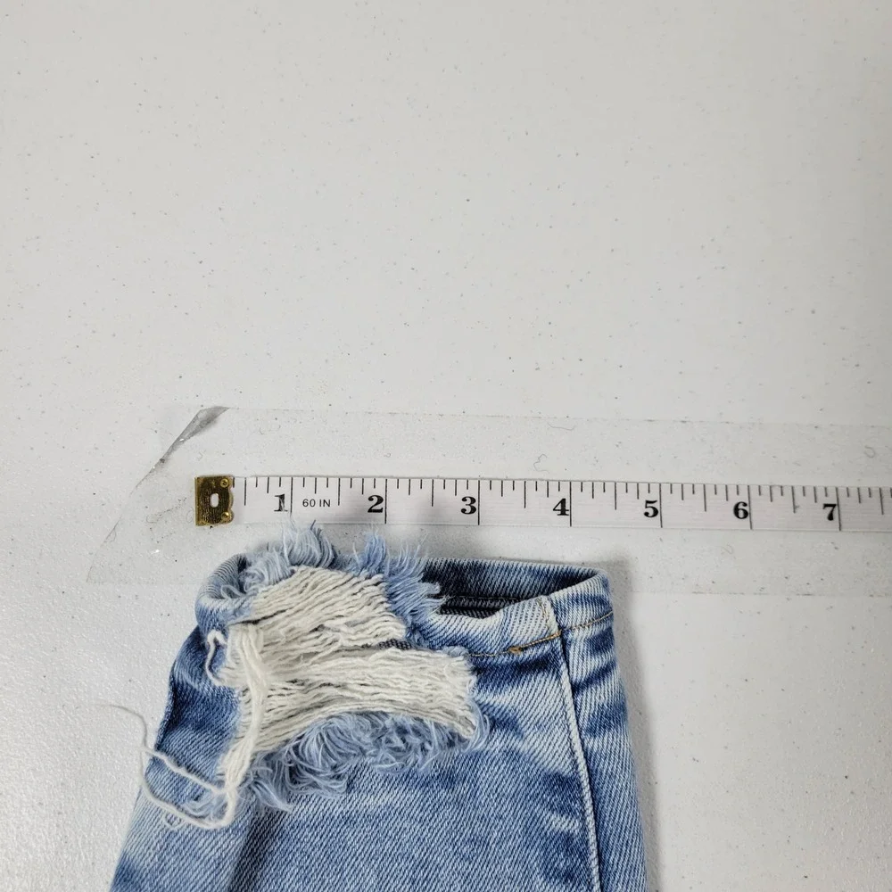 GOOD AMERICAN‎ High Rise Distressed Frayed Hem Light Wash Denim Jeans